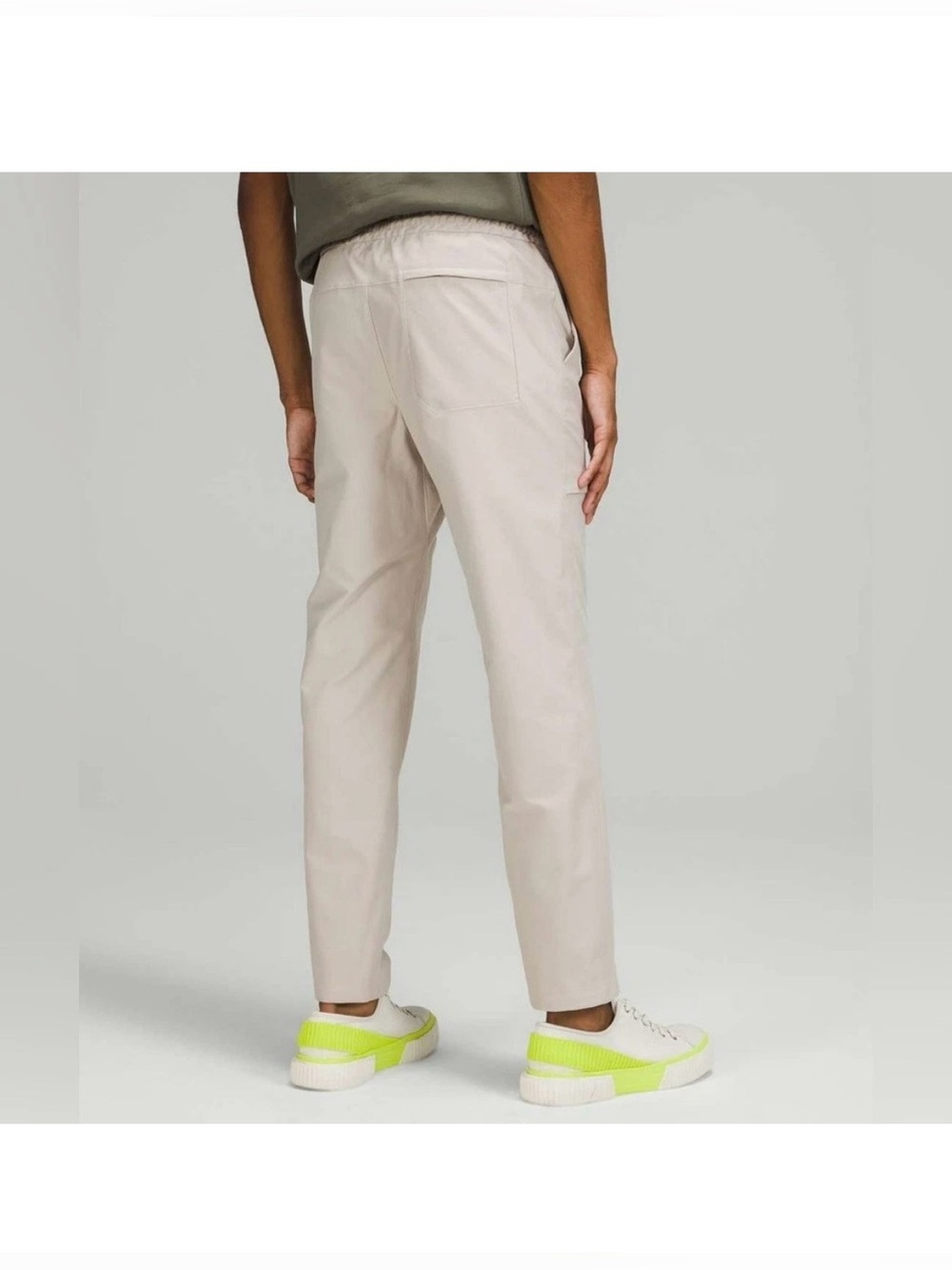 Lululemon Men's Bowline Utilitech
Pants in Beige Size XS A154 - Picture 2 of 8